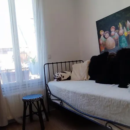 בית אירוח Paris Authentic House Metro 14 Station Hopital Bicetre, Rer B Gentilly Le Kremlin-Bicêtre