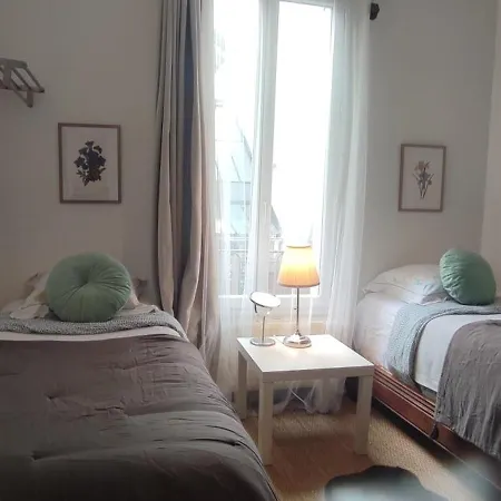 Paris Authentic House Metro 14 Station Hopital Bicetre, Rer B Gentilly בית אירוח Le Kremlin-Bicêtre