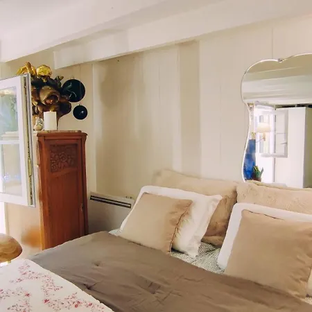 Paris Authentic House Metro 14 Station Hopital Bicetre, Rer B Gentilly Проживание в семье Ле-Кримлен-Бисетр