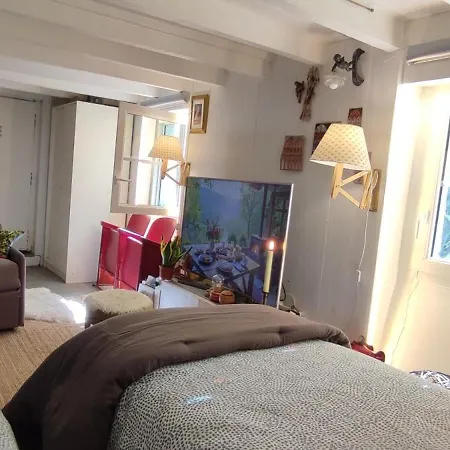 בית אירוח Paris Authentic House Metro 14 Station Hopital Bicetre, Rer B Gentilly Le Kremlin-Bicêtre
