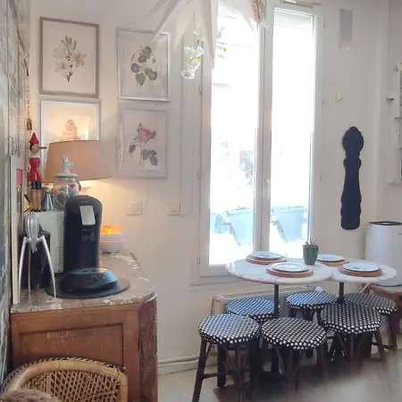 Paris Authentic House Metro 14 Station Hopital Bicetre, Rer B Gentilly בית אירוח