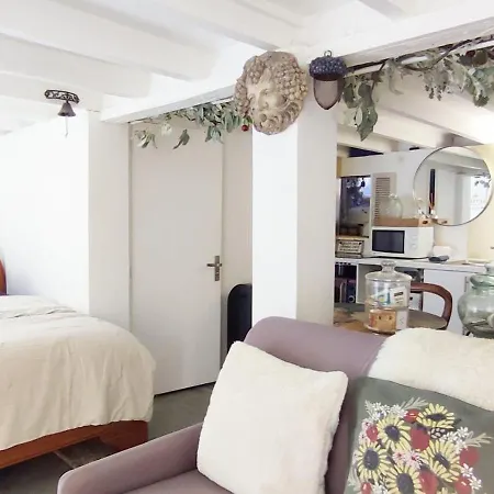 Paris Authentic House Metro Line 14 Station Hopital Bicetre, Rer B Gentilly Проживание в семье Ле-Кримлен-Бисетр